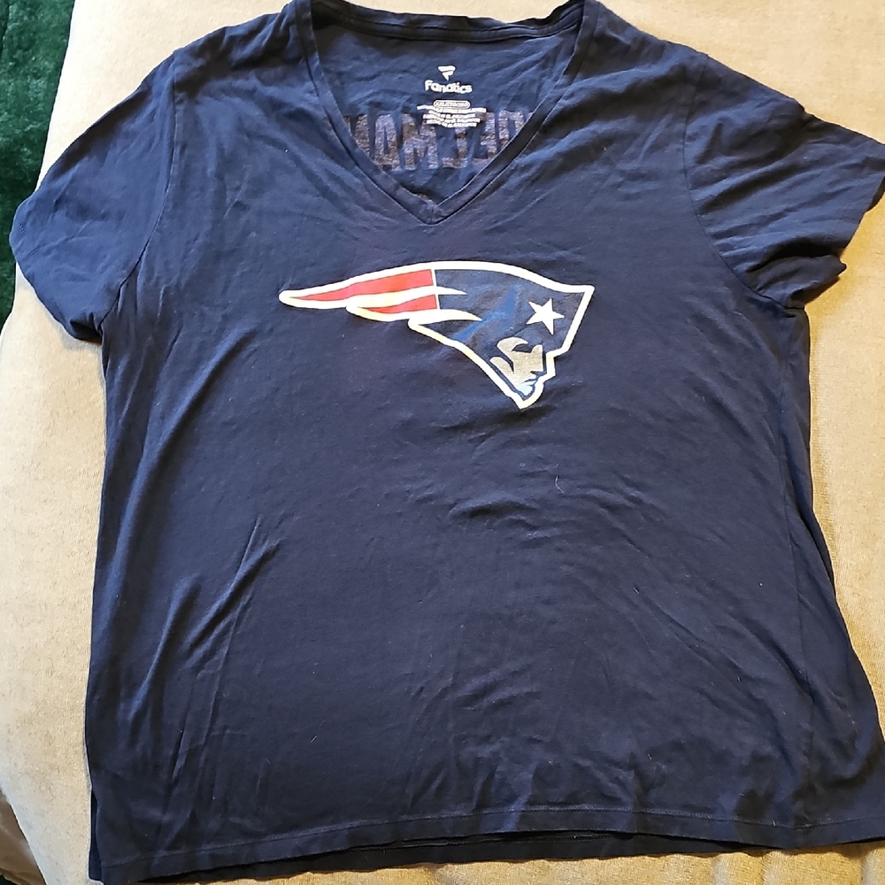 Womens Patriots Tshirt.